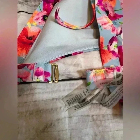 Victoria secret tie up floral bikini top - Picture 5 of 6